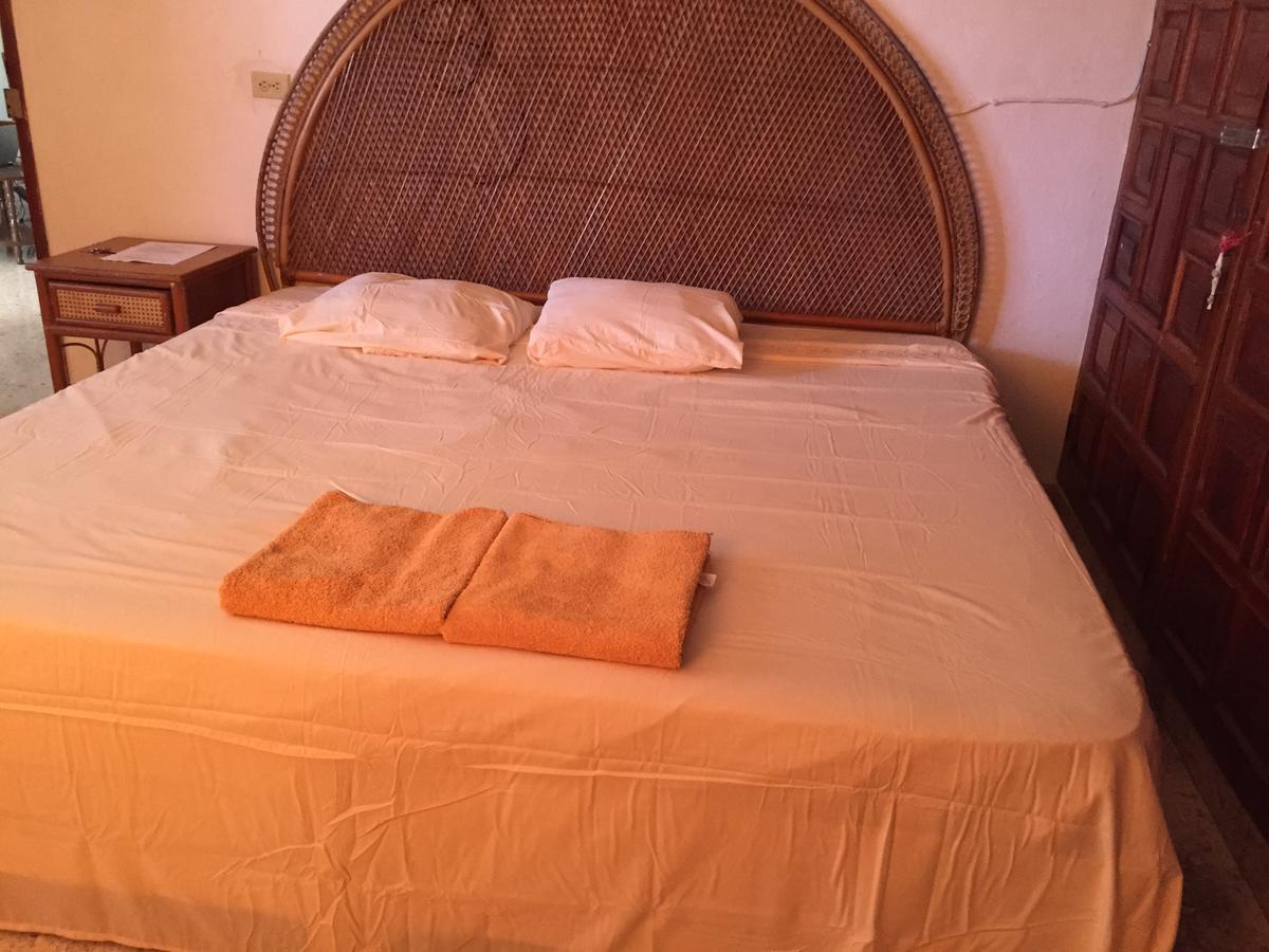 바야돌리드 Hostal Kin-Beh 호스텔 외부 사진